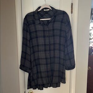 Hazel Black and Gray Plaid Button Down Shirt